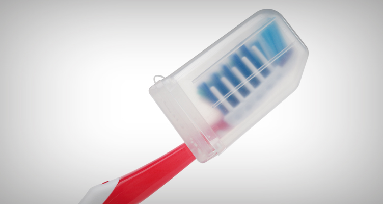 toothbrush-with-cap-752x400