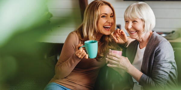 women-drinking-tea-600x300